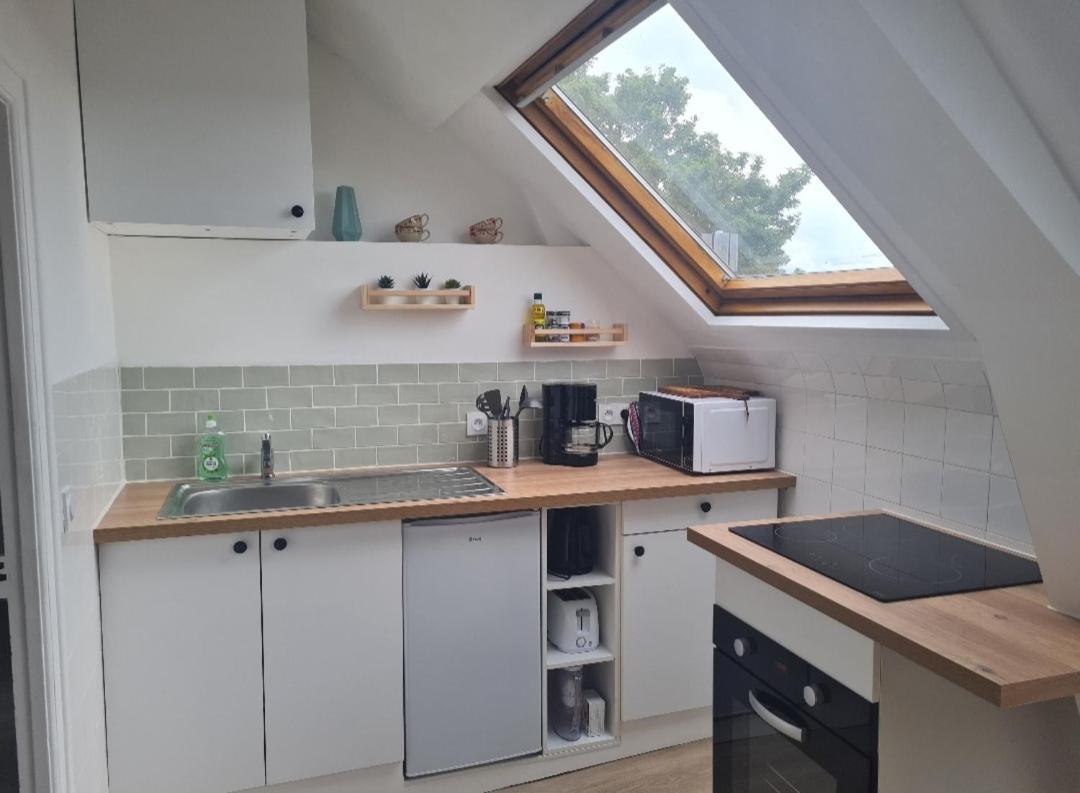 Joli Appartement Cosy Avec Jardin Lanvallay Eksteriør billede